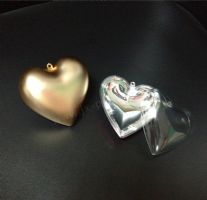 金(jīn)色心形糖果盒